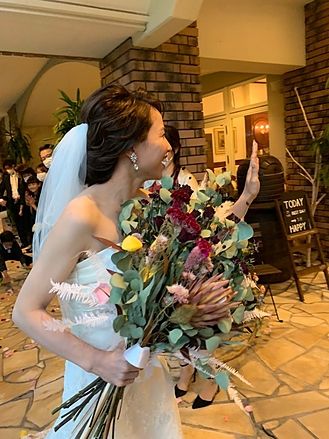 完全個室のリラクゼーション エステ・アロマ・整体・脱毛サロン ライラックローズ掛川・菊川 ブライダルエステイメージ画像 花嫁様画像 背中綺麗 猫背矯正 整体 美白 痩身 美肌 ニキビフェイシャル