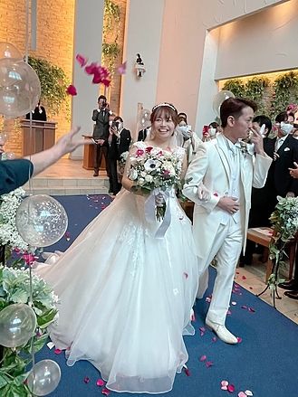 完全個室のリラクゼーション エステ・アロマ・整体・脱毛サロン ライラックローズ掛川・菊川 ブライダルエステイメージ画像 背中キレイ 美顔 美白 にきびケア フェイシャルエステ 小顔
