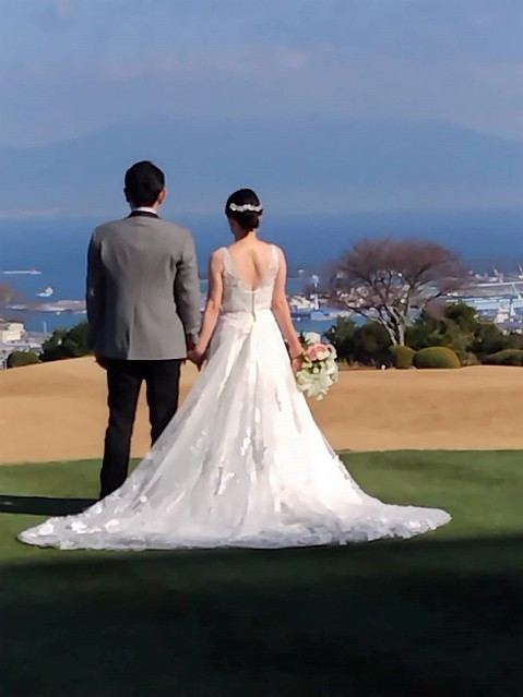完全個室のリラクゼーション エステ・アロマ・整体・脱毛サロン ライラックローズ 掛川・菊川 ブライダルエステイメージ画像 フェイシャルエステ 美容液導入 背中ケア 結婚式 新郎新婦 結婚式エステ 痩身