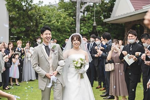 完全個室のリラクゼーション エステ・アロマ・整体・脱毛サロン ライラックローズ掛川・菊川 ブライダルエステイメージ画像 二の腕痩身 背中痩身 フェイシャルエステ 花嫁 新郎新婦 挙式 ウエディングエステ